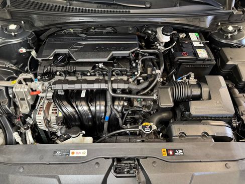 Used 2021 Hyundai Elantra SEL w/ Convenience Package FWD image 23