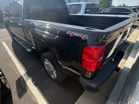 Used 2016 Chevrolet Silverado 2500 High Country w/ Duramax Plus Package AWD/4WD image 4