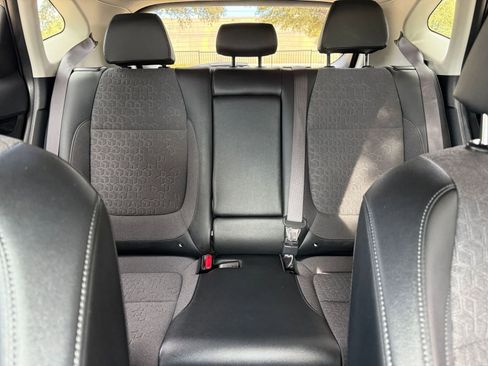 Used 2025 Kia Seltos S image 38