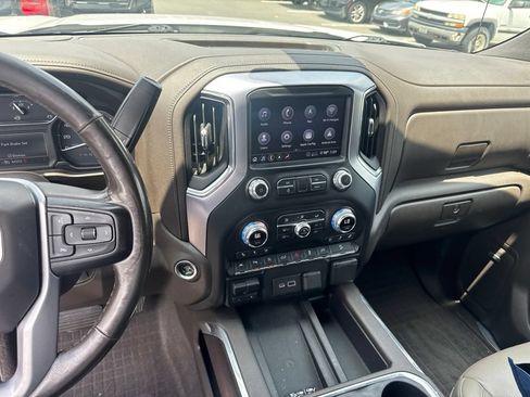 Used 2020 GMC Sierra 1500 SLT w/ SLT Premium Plus Package AWD/4WD image 11
