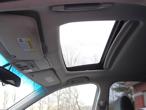 Used 2014 Honda Crosstour EX image 23