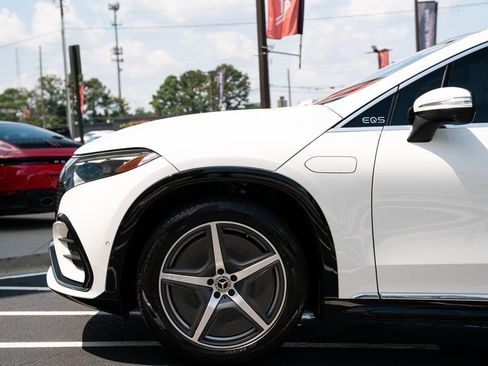 Used 2023 Mercedes-Benz EQS 450+ SUV image 23
