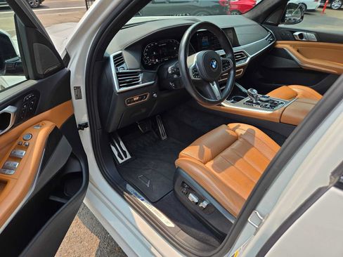 Used 2021 BMW X7 M50i AWD/4WD image 21
