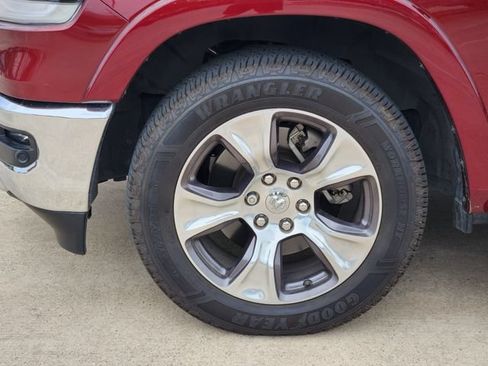 Used 2019 RAM 1500 Laramie RWD image 10