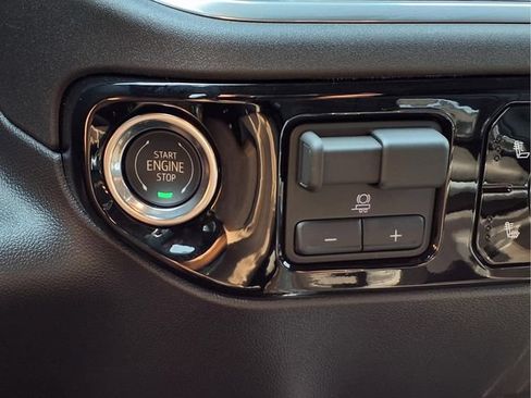 New 2026 Chevrolet Silverado 1500 RST AWD/4WD image 9