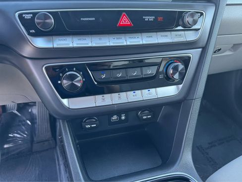 Used 2018 Hyundai Sonata ECO image 24
