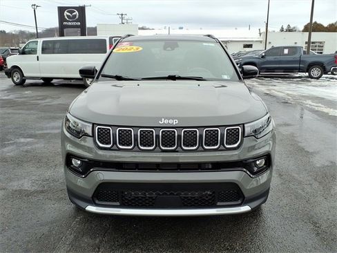 Used 2023 Jeep Compass Limited image 9