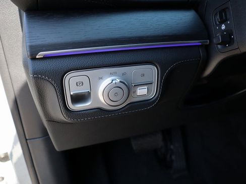New 2026 Mercedes-Benz GLE 450 4MATIC image 33