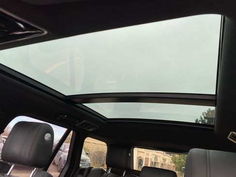 Used 2017 Land Rover Range Rover Supercharged image 35