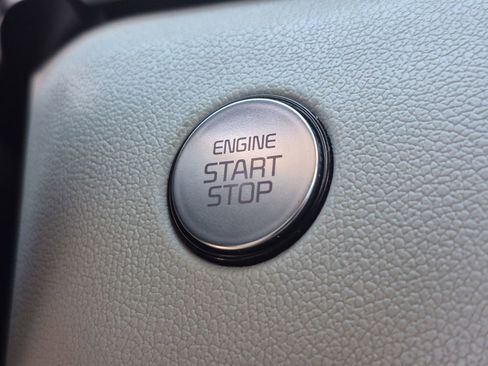 Used 2023 Kia Sorento SX AWD/4WD image 25
