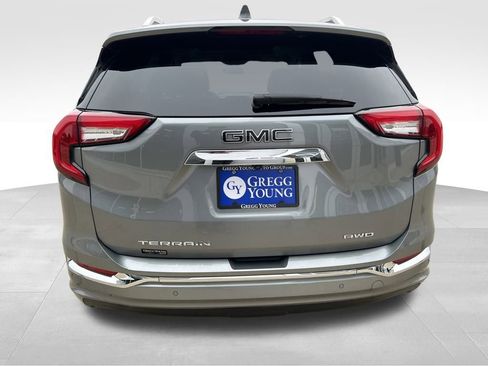 Used 2023 GMC Terrain Denali w/ Denali Premium Package image 6