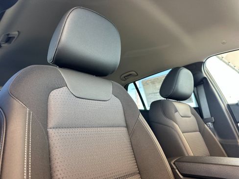 Used 2026 Chevrolet Trax LT w/ Driver Confidence Package FWD image 18