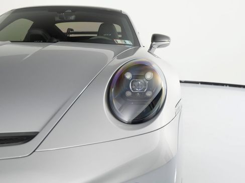 Certified 2022 Porsche 911 GT3 RWD image 45