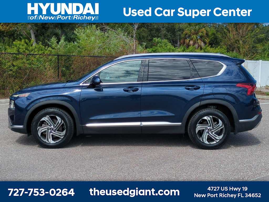 Certified 2022 Hyundai Santa Fe SEL FWD image 2