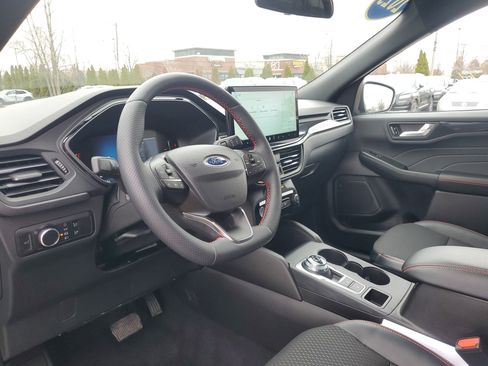 Used 2025 Ford Escape ST-Line w/ Tech Pack #1 AWD/4WD image 12