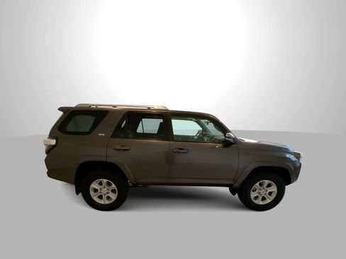 Used 2014 Toyota 4Runner SR5 Premium AWD/4WD image 9