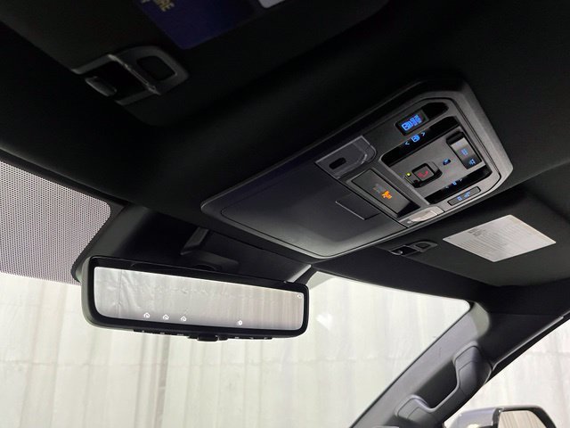 Used 2024 Toyota Tundra Platinum AWD/4WD image 24