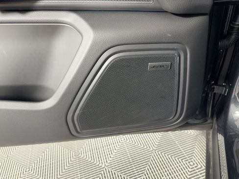 Certified 2025 Porsche Macan image 21