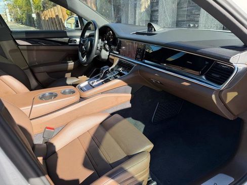 Used 2021 Porsche Panamera 4 w/ Premium Package AWD/4WD image 22