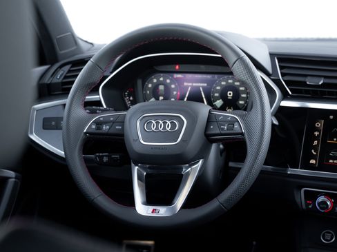 New 2025 Audi Q3 2.0T Premium Plus image 9