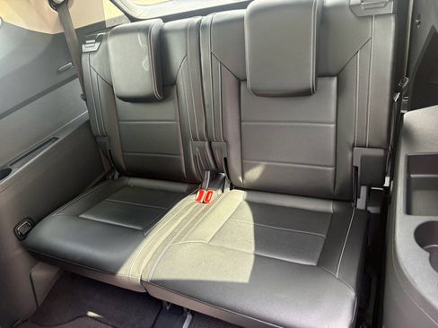 Used 2022 Volkswagen Atlas SE FWD image 25