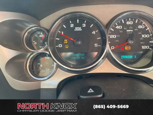 Used 2014 GMC Sierra 2500 W/T AWD/4WD image 3