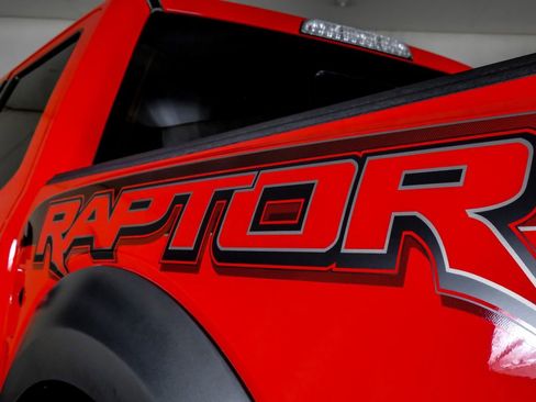 Used 2018 Ford F150 Raptor w/ Equipment Group 802A Luxury image 45