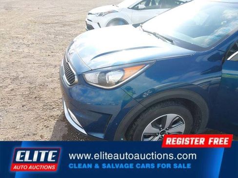 Used 2019 Kia Niro EX image 11