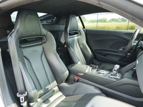 Used 2018 Audi R8 V10 plus AWD/4WD image 26
