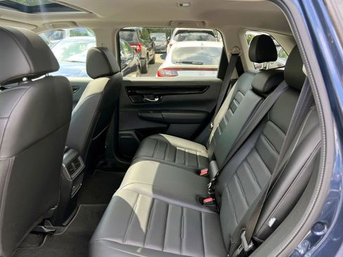 Used 2025 Honda CR-V EX-L image 9