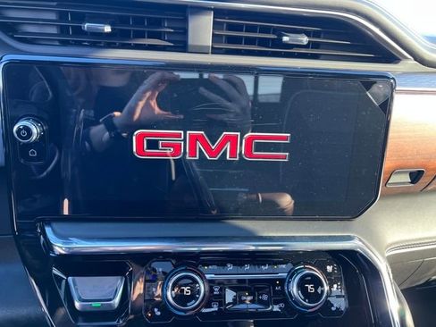 New 2025 GMC Sierra 3500 Denali Ultimate image 20