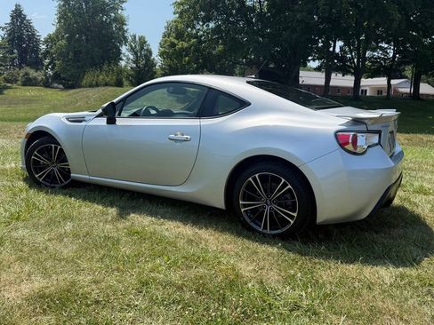 Used 2013 Subaru BRZ Limited w/ Popular Pkg 1B RWD image 5
