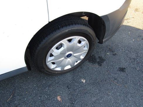 Used 2016 Ford Transit Connect XL image 30