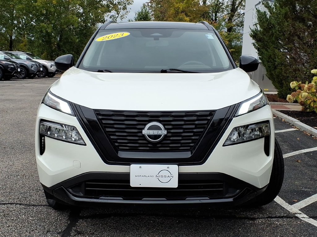 Certified 2023 Nissan Rogue SV w/ SV Premium B Package AWD/4WD image 7
