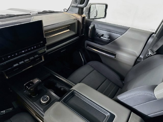 Used 2025 GMC Hummer EV 3X AWD/4WD image 24