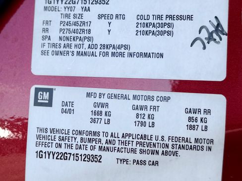 Used 2001 Chevrolet Corvette Coupe w/ Preferred Equipment Group2 RWD image 30