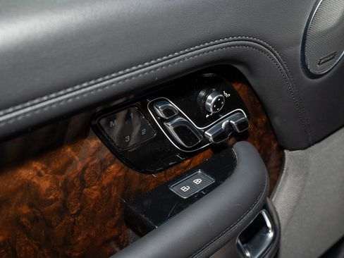 Used 2022 Land Rover Range Rover Westminster Edition image 36