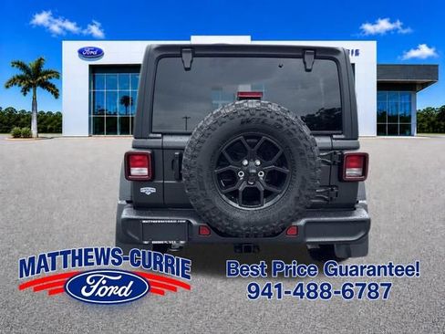 Used 2025 Jeep Wrangler Unlimited Sport AWD/4WD image 5