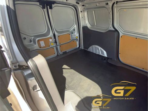 Used 2019 Ford Transit Connect XLT FWD image 11