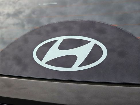Certified 2025 Hyundai Tucson SE AWD/4WD image 26