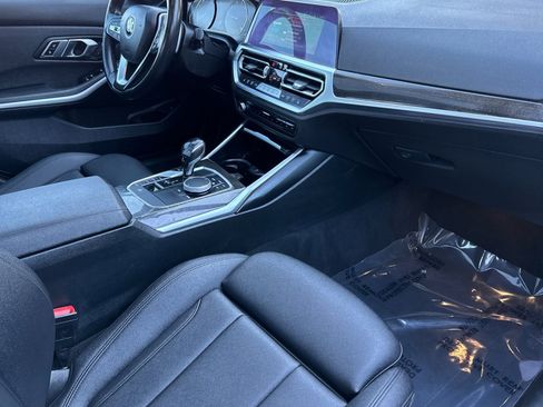 Used 2021 BMW 330i Sedan w/ Driving Assistance Package image 14