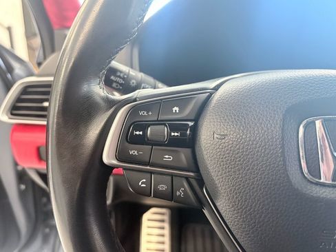 Used 2022 Honda Accord Sport image 18