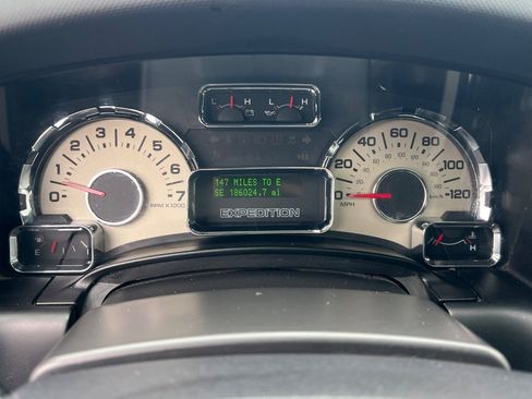 Used 2011 Ford Expedition EL Limited w/ 301A Rapid Spec Order Code image 22