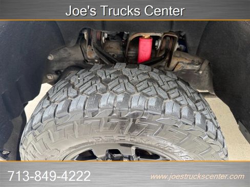 Used 2018 Chevrolet Silverado 2500 LT w/ Midnight Edition AWD/4WD image 48