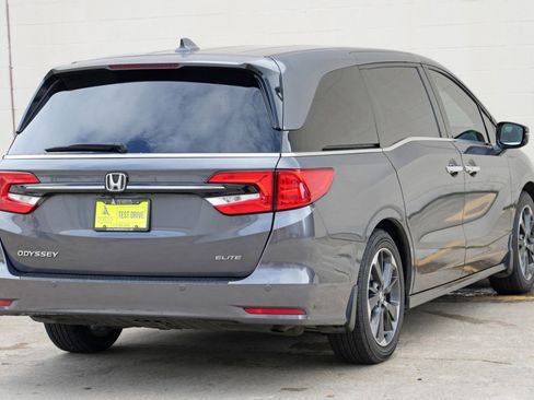Used 2024 Honda Odyssey Elite image 54