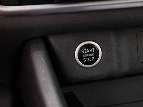 Used 2021 Nissan Rogue SV FWD image 14