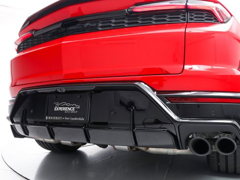 Used 2025 Lamborghini Urus SE AWD/4WD image 13