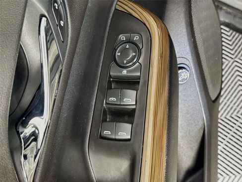 Certified 2019 GMC Acadia SLE w/ Driver Alert Package I FWD image 18