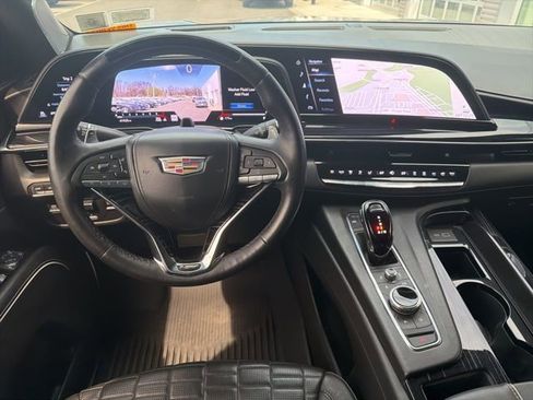Used 2023 Cadillac Escalade V w/ LPO, ONYX Package AWD/4WD image 13