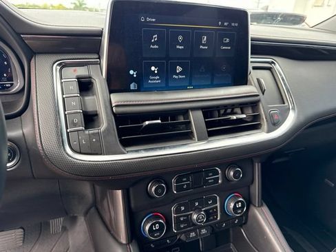 Used 2023 Chevrolet Suburban RST w/ Luxury Package RWD image 8